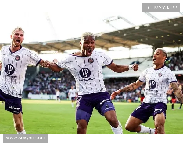 图卢兹俱乐部再创佳绩主场力克劲敌展现法甲黑马强势崛起 图卢兹俱乐部再创佳绩主场力克劲敌展现法甲黑马强势崛起