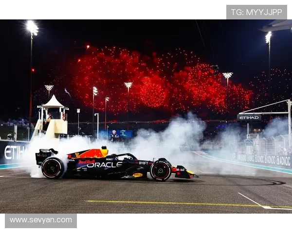 F1赛季精彩纷呈 新规则与车手竞争引发赛场风云 F1赛季精彩纷呈 新规则与车手竞争引发赛场风云